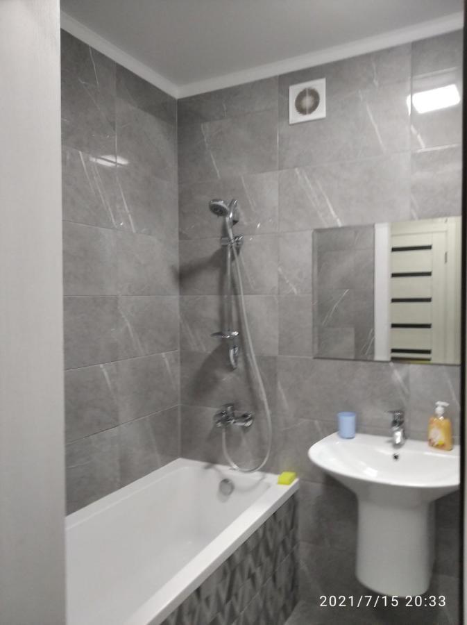 Apartamento Жк Версаль Парк Irpín Exterior foto